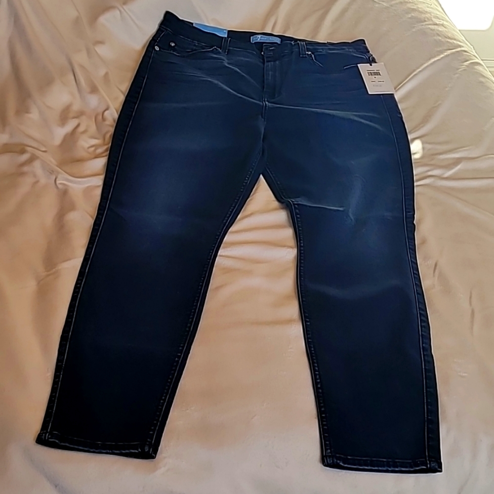 7For All Mankind
